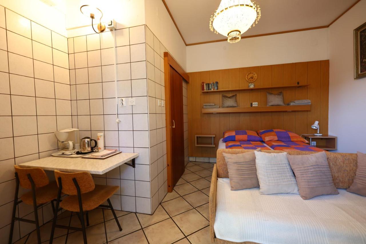 Apartments Pika Krk Town Zewnętrze zdjęcie