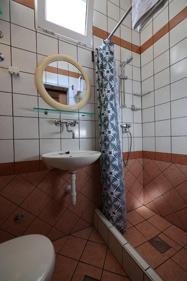 Apartments Pika Krk Town Zewnętrze zdjęcie